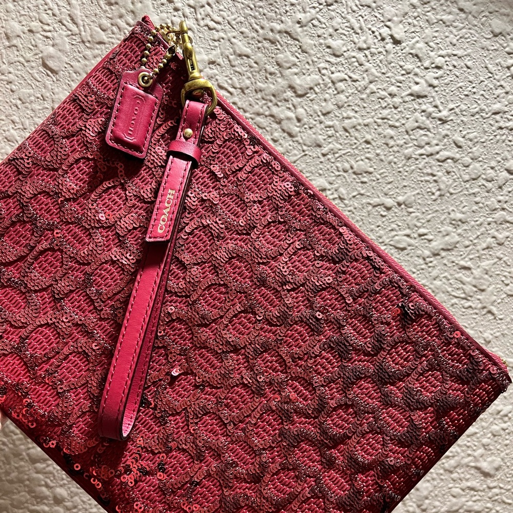 COACH red ♥️ sequin ✨ wristlet